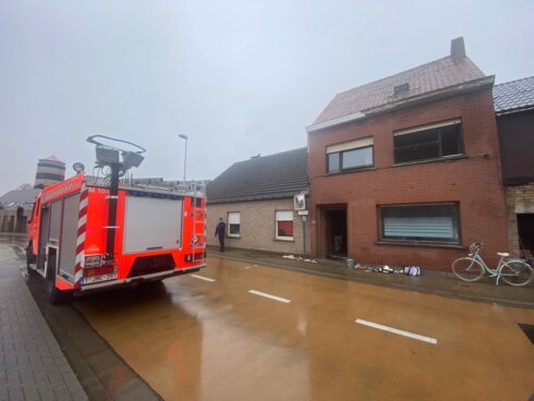 2020-11-22 00:00:00 - Vrouw ontsnapt aan erger na zware brand in Bredene