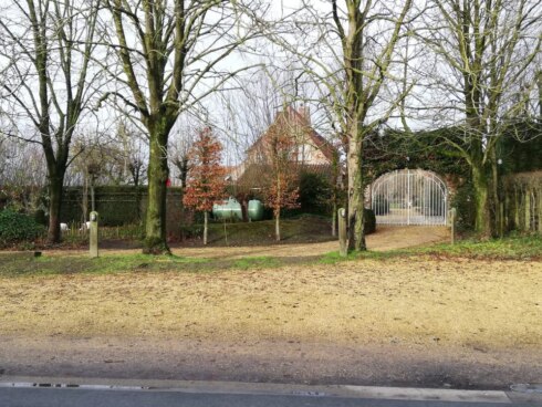 2020-12-13 00:00:00 - Politie legt lockdownfeestje met 18 Fransen stil in Wingene