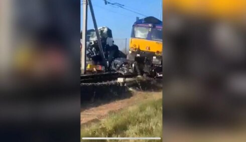 2021-04-30 00:00:00 - Infrabel maakt gevaarlijke overweg iets veiliger