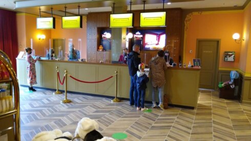2021-05-08 00:00:00 - Plopsaland en nieuw Plopsa Hotel openen de deuren