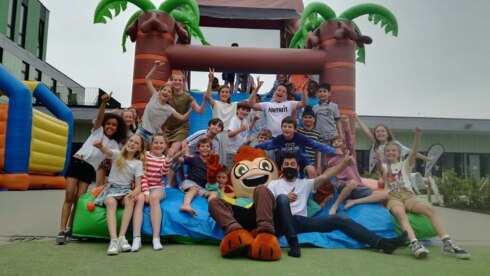 2021-06-03 00:00:00 - Ketnet-held bezoekt Blankenbergse school