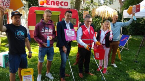 2021-06-06 00:00:00 - Burgemeester De fauw geeft aftrap voor grote strandschoonmaak