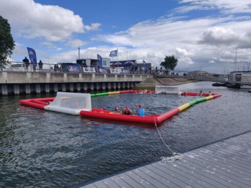 2021-08-07 00:00:00 - Beachwaterpolo zoekt meer publieke wateren