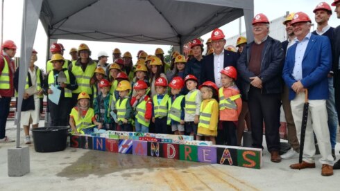 2021-09-14 00:00:00 - Eerste steen gelegd voor nieuw Sint-Andreasinstituut