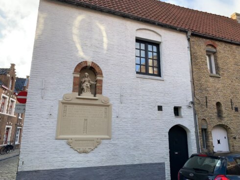 2022-01-05 00:00:00 - Premie voor wie Mariabeeld in de nis plaatst