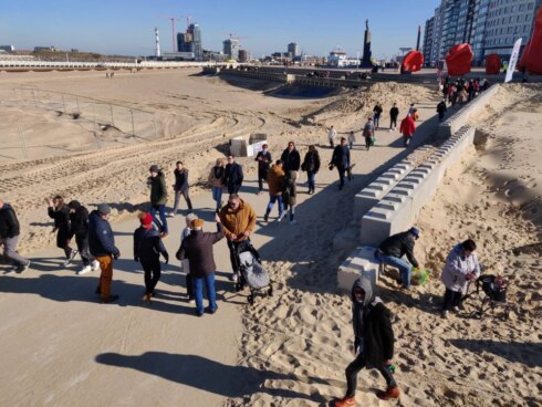 2022-02-26 00:00:00 - Zonnige start krokusvakantie lokt veel volk naar zee