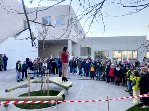 2022-03-07 00:00:00 - Nieuw schoolgebouw voor kinderen in Roksem