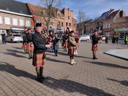 2022-03-13 00:00:00 - Frank Dubois eerste stadsdoedelzakspeler in Wervik: "Erkenning doet me wel wat"