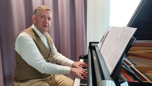 2022-03-16 00:00:00 - ‘Glorie aan Oekraïne en zijn helden’, West-Vlaming wil met nieuwe hymne wereld wakker schudden