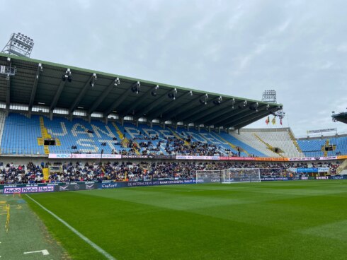 2023-01-14 00:00:00 - Club Brugge trekt Engelse doelman Josef Bursik aan