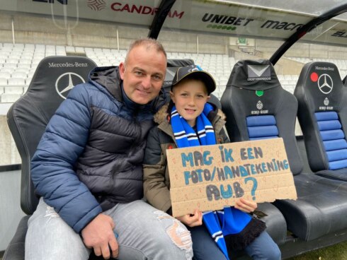 2022-04-13 00:00:00 - Eerste open training van Club Brugge lokt 3.500 blauw-zwartfans: "Het is een waar familiegebeuren"
