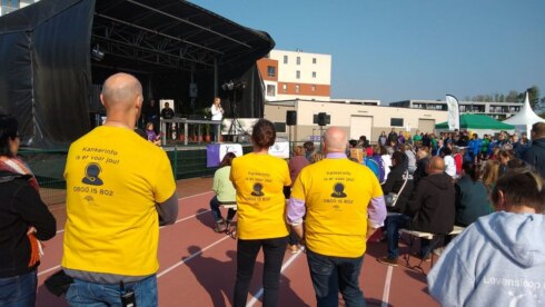2022-04-23 00:00:00 - 800 sportievelingen lopen samen tegen kanker