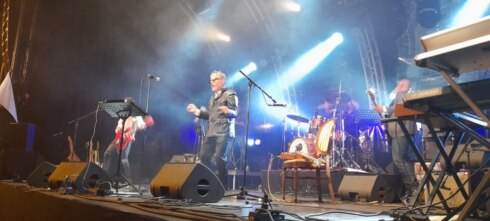 2022-08-16 00:00:00 - Indrukwekkend muzikaal eerbetoon aan Arno op Paulusfeesten