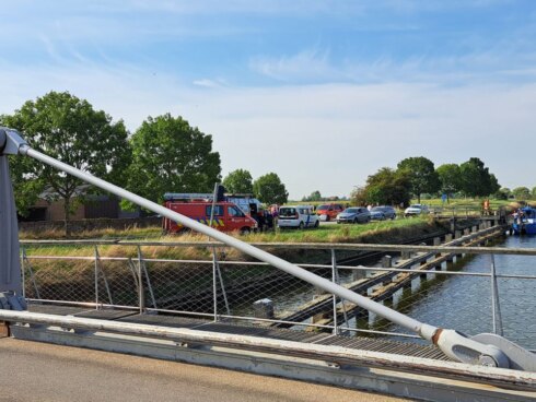 2022-09-01 00:00:00 - Vaten met chemische substantie uit IJzer gehaald
