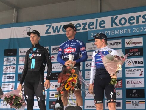 2022-09-23 00:00:00 - Lionel Taminiaux de snelste in Zwevezele