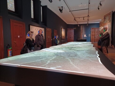2022-11-24 00:00:00 - Nieuwe expo toont geschiedenis van Brugge