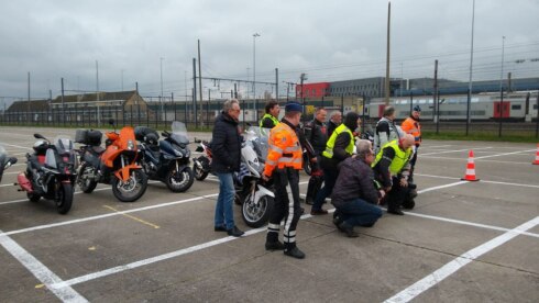 2023-04-08 00:00:00 - Motorclub MTM en politie Oostende organiseren terugkomdag voor leden