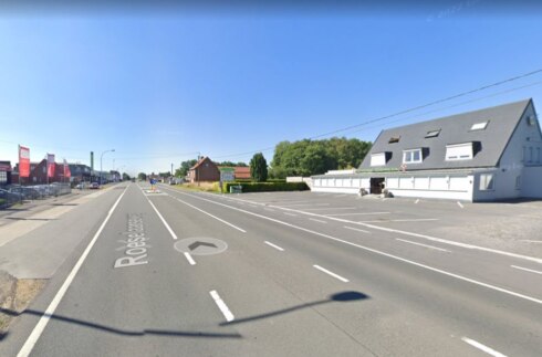 2023-05-01 00:00:00 - 57-jarige motorrijder sterft na fataal inhaalmanoeuvre