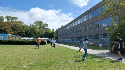 2023-08-01 00:00:00 - 120 anderstalige kinderen onderhouden Nederlands op zomerschool Oostende