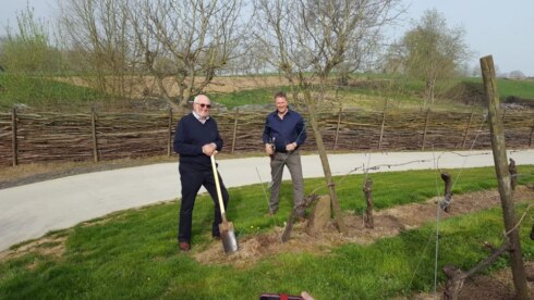 2021-04-01 00:00:00 - Kwarteeuw wijnbouw in Heuvelland