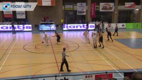 2018-11-04 00:00:00 - Melco Ieper wint ruim tegen Gistel Oostende