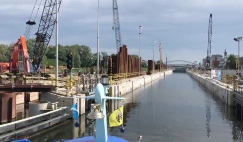 2018-05-27 00:00:00 - Nieuwe sluis in Harelbeke klaar voor gebruik