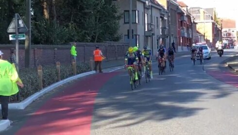 2018-10-05 00:00:00 - Peter Schulting wint Zwevezele Koers