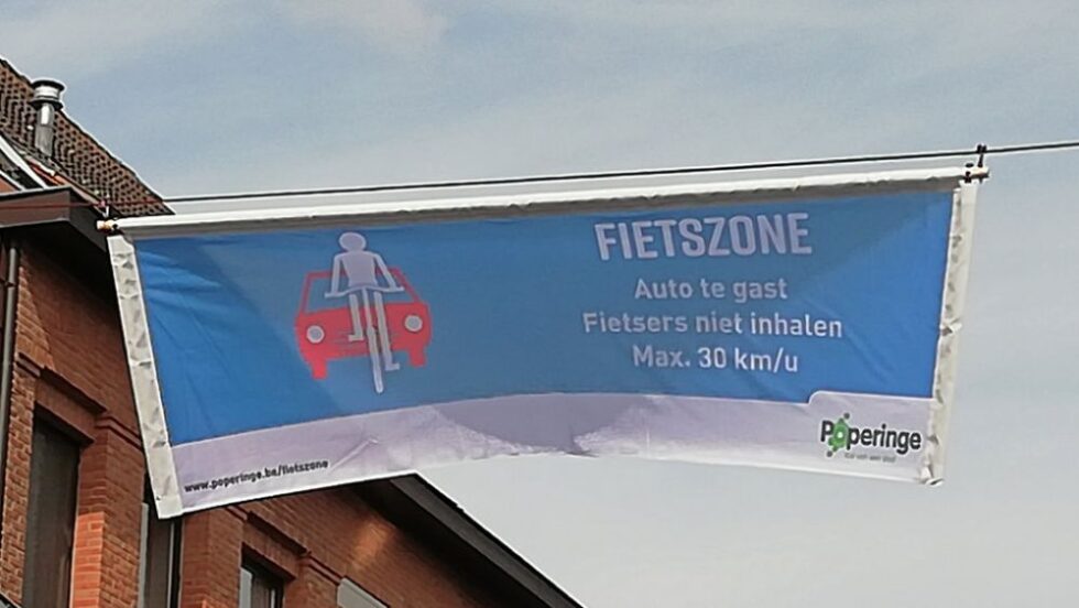 2023-09-02 00:00:00 - Poperinge voert fietszone permanent in