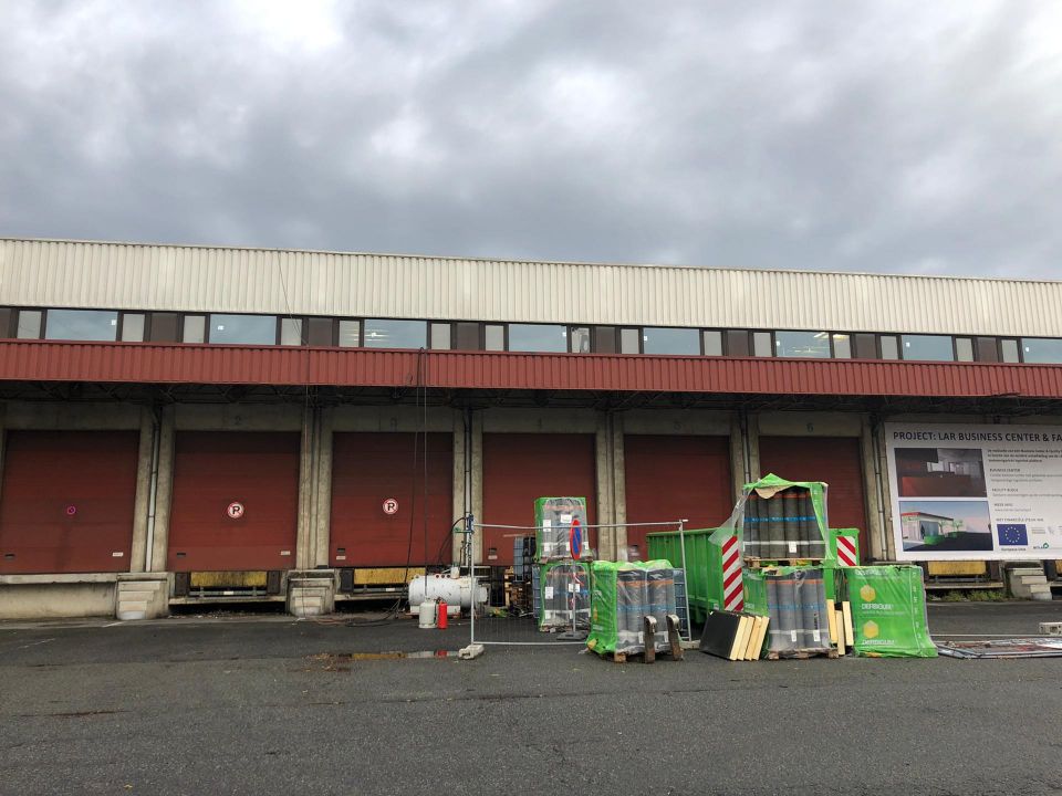 2019-12-17 00:00:00 - Plannen businesscenter op transportzone LAR - bussinesscenter3.jpeg