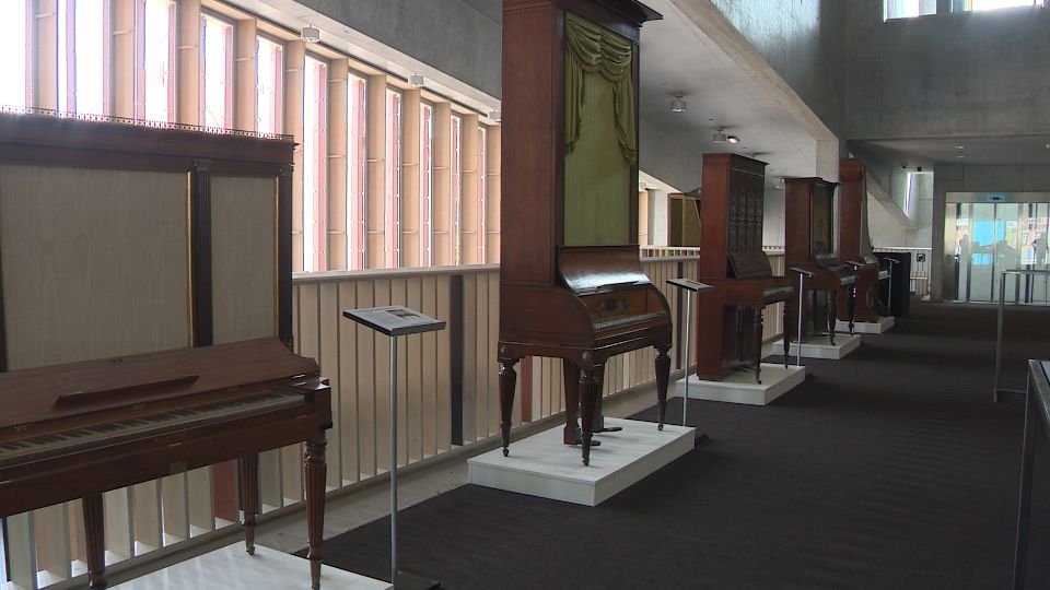 2019-08-06 00:00:00 - Unieke verzameling piano's te zien in Brugge - piano_3.jpg