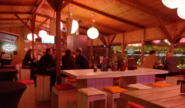 2017-11-14 00:00:00 - Hippe winterbars in West-Vlaanderen: de "places to be" - winterbar-pata-pata.jpg