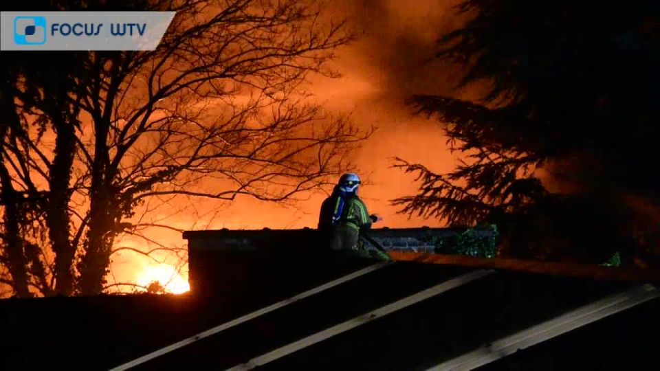 2020-03-03 00:00:00 - Uiteindelijk vijf huizen onbewoonbaar na brand Kortrijk - zxRGJ6tTc_0.jpg